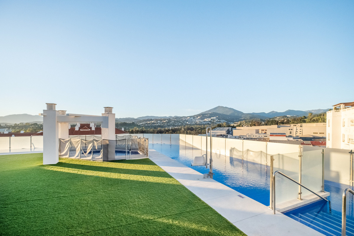Se vende Apartamento Planta Media de 2 dormitorios en Costa Del Sol, Málaga, España