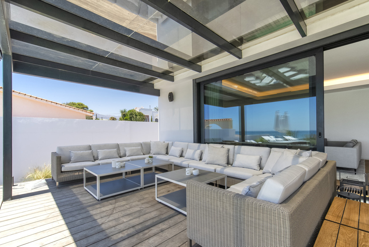 6 Bed Townhouse for sale in Costabella Costa Del Sol, Málaga, Spain