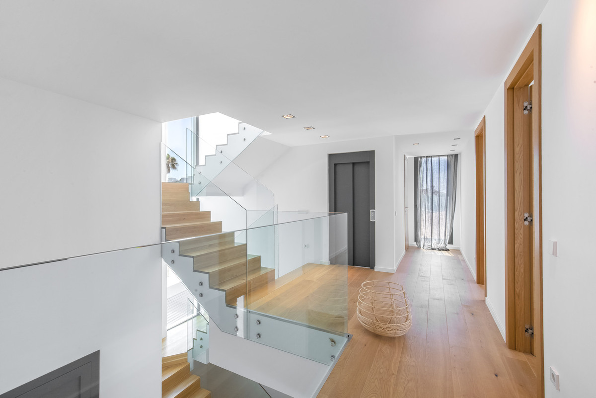 6 Bed Townhouse for sale in Costabella Costa Del Sol, Málaga, Spain