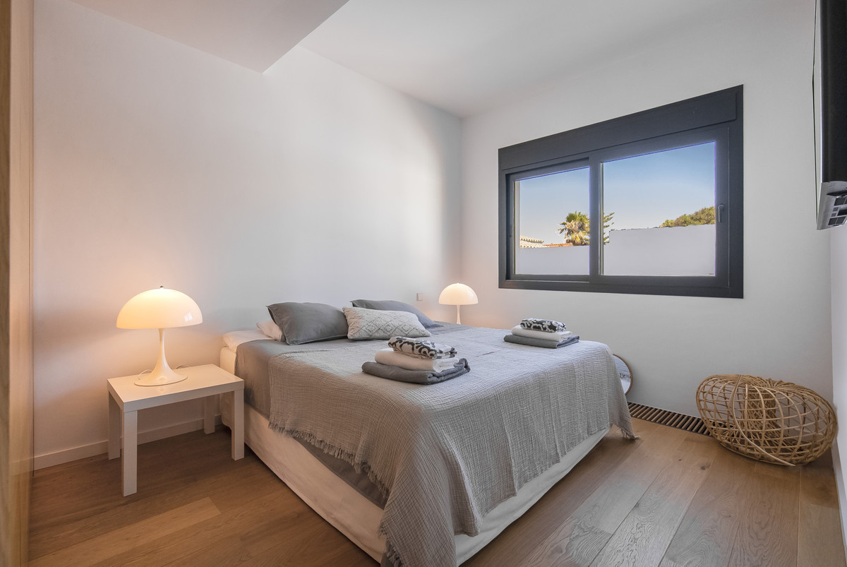 6 Bed Townhouse for sale in Costabella Costa Del Sol, Málaga, Spain