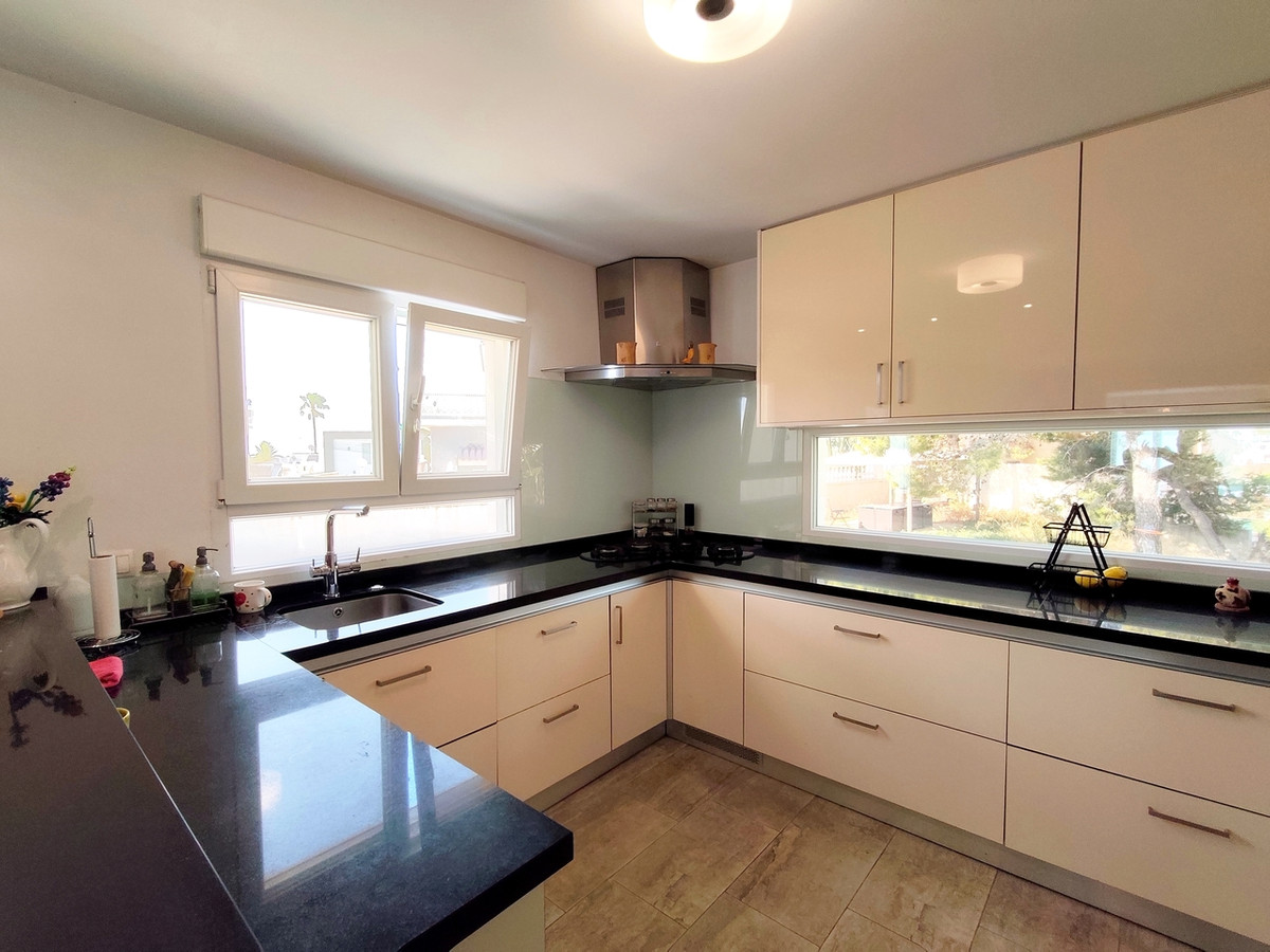 4 Bed Townhouse for sale in Ciudad Quesada Costa Blanca, Alicante, Spain