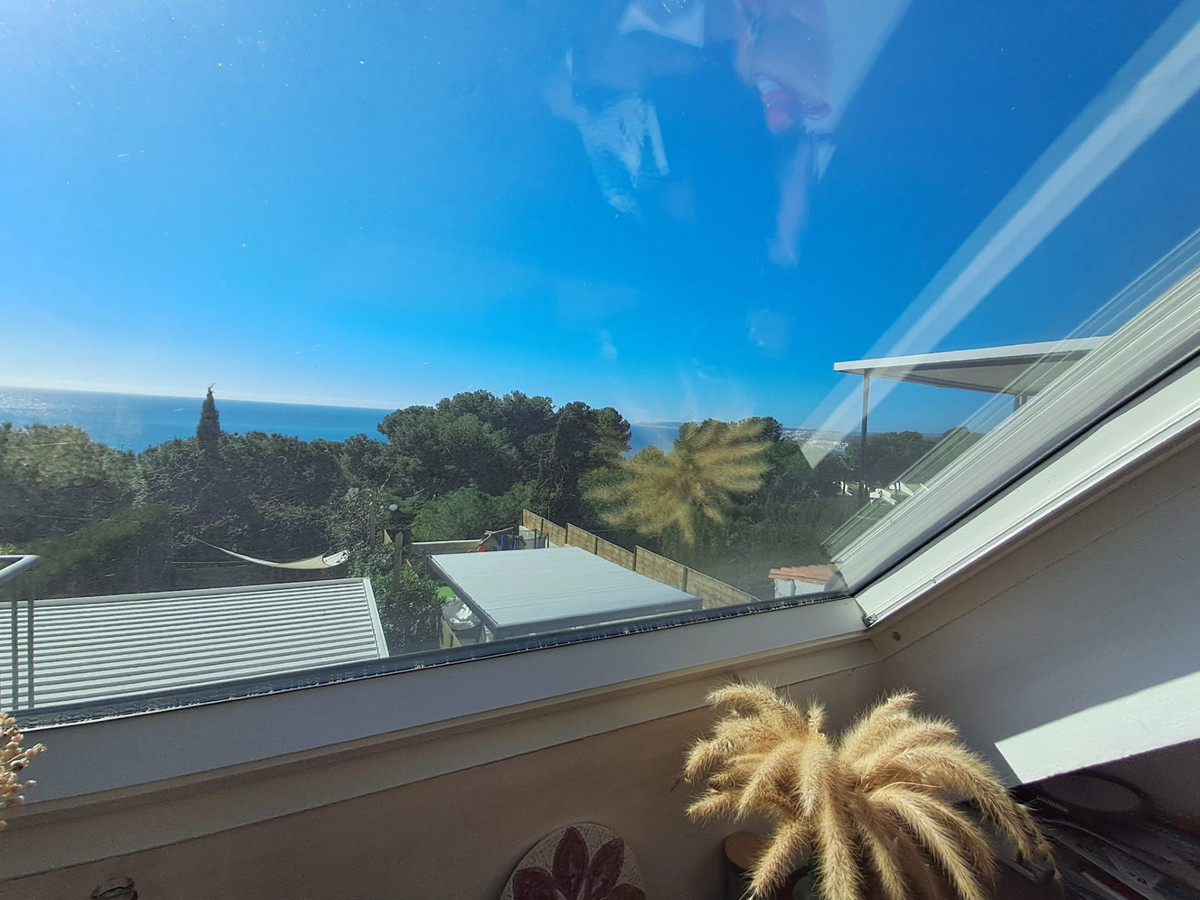 3 Bed Townhouse for sale in Estepona Costa Del Sol, Málaga, Spain