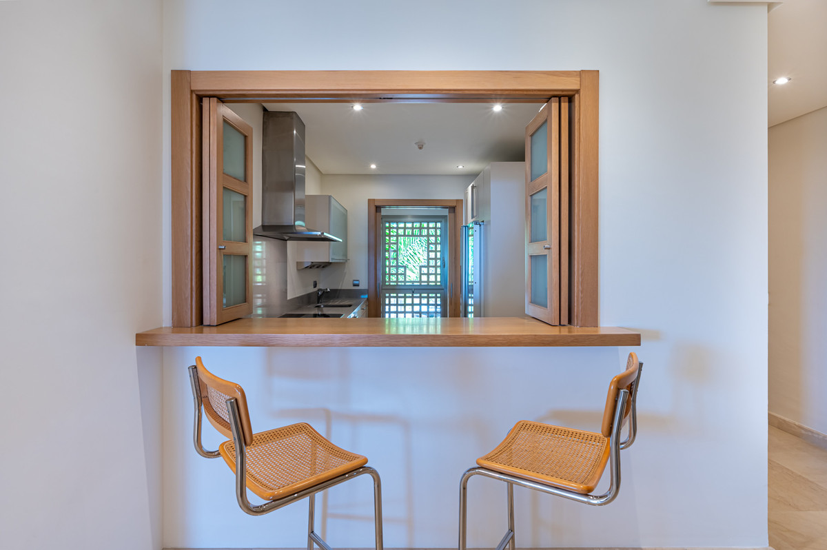 2 Bed Apartment for sale in The Golden Mile Costa Del Sol, Málaga, Spain