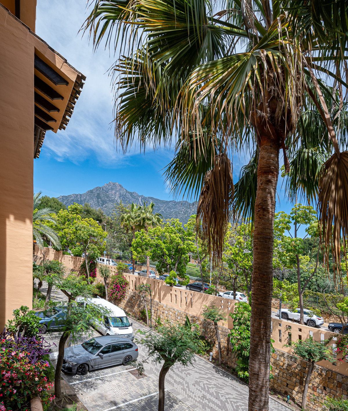 2 Bed Apartment for sale in The Golden Mile Costa Del Sol, Málaga, Spain