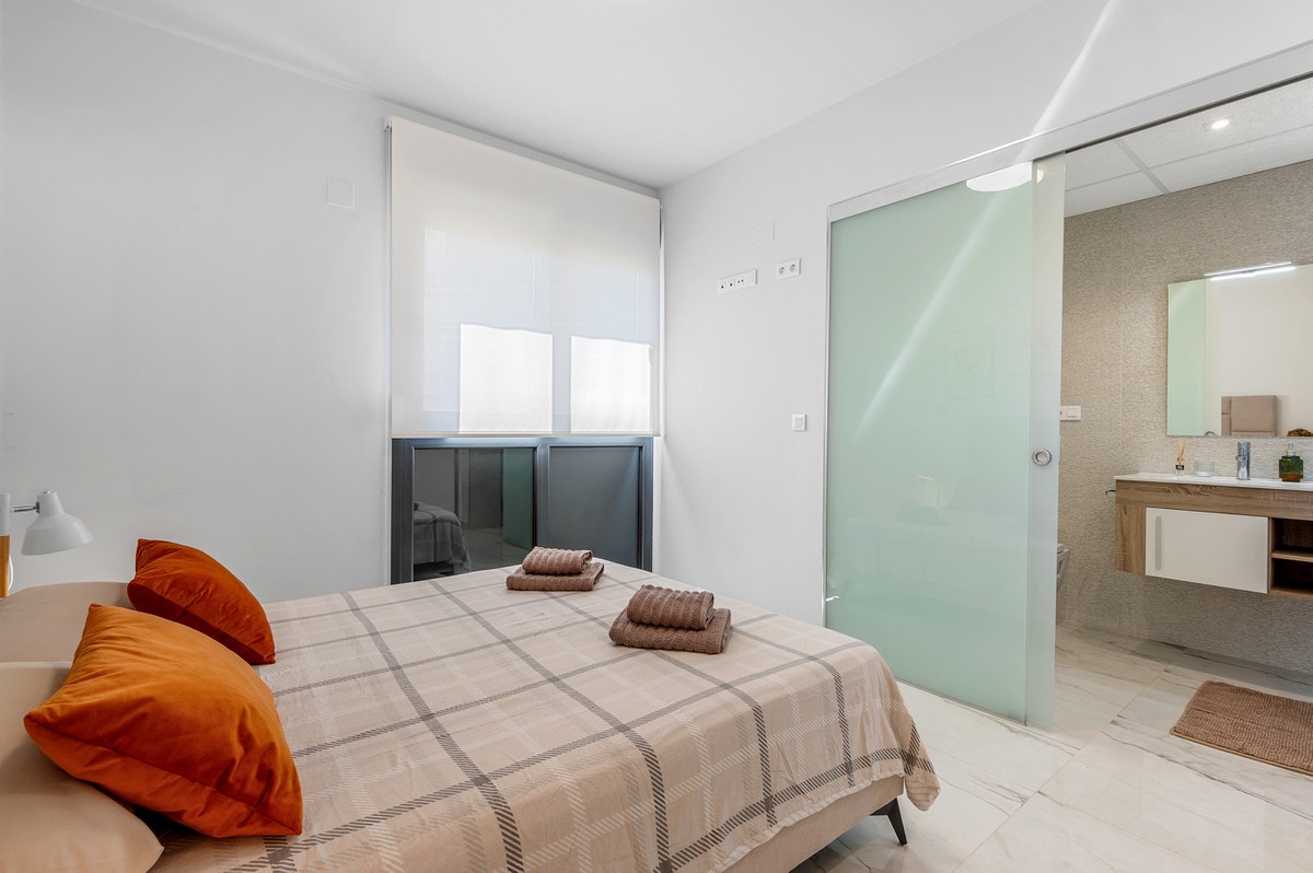 2 Bed Apartment for sale in Playa Flamenca Costa Blanca, Alicante, Spain