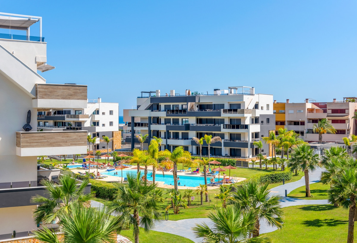 2 Bed Apartment for sale in Playa Flamenca Costa Blanca, Alicante, Spain