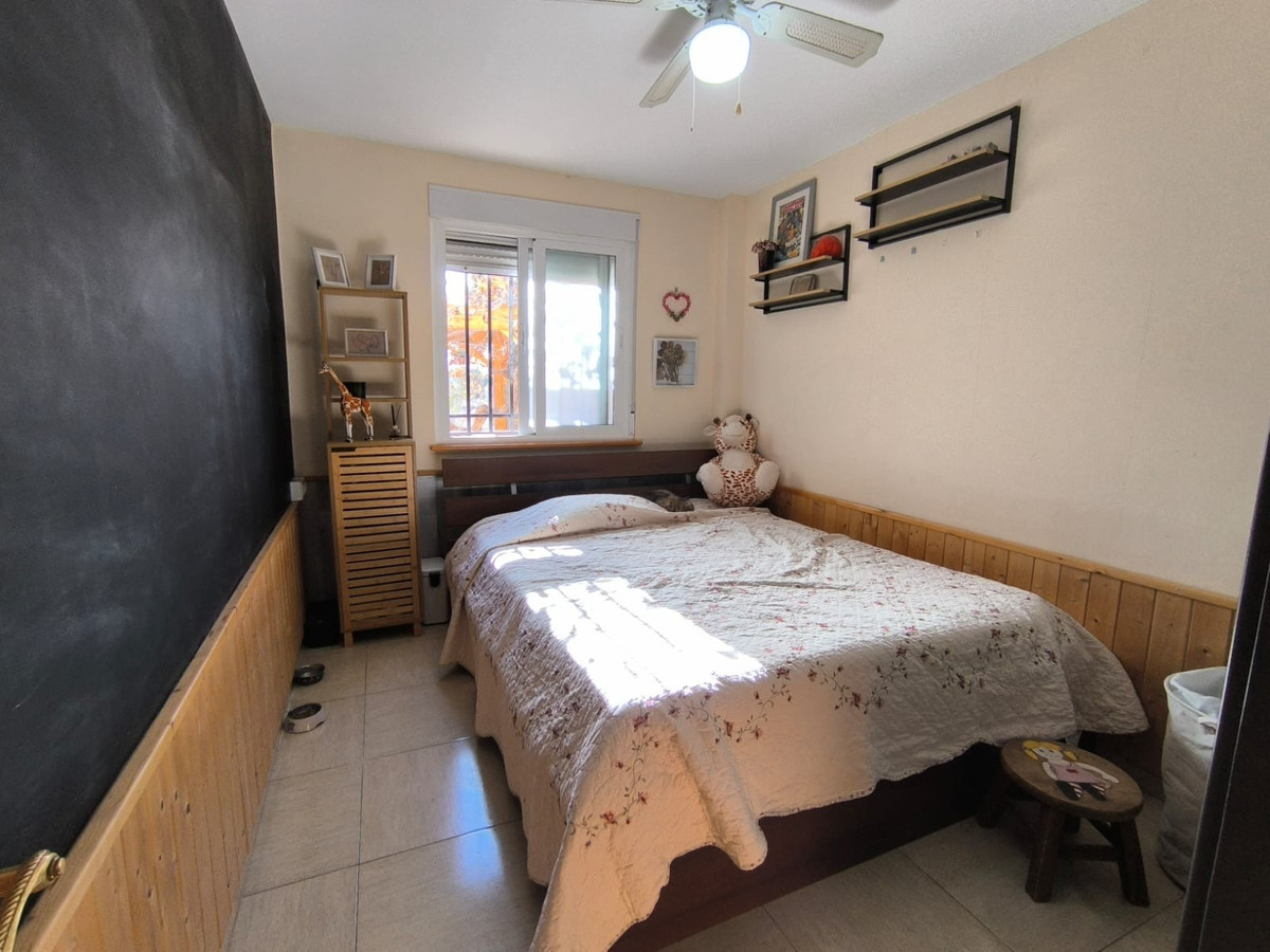 5 Bed Townhouse for sale in Villena Costa Blanca, Alicante, Spain