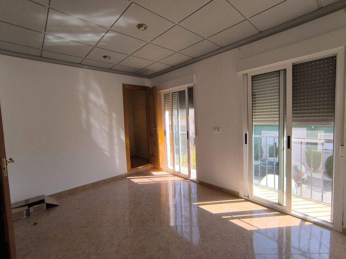4 Bed Townhouse for sale in Algueña Costa Blanca, Alicante, Spain