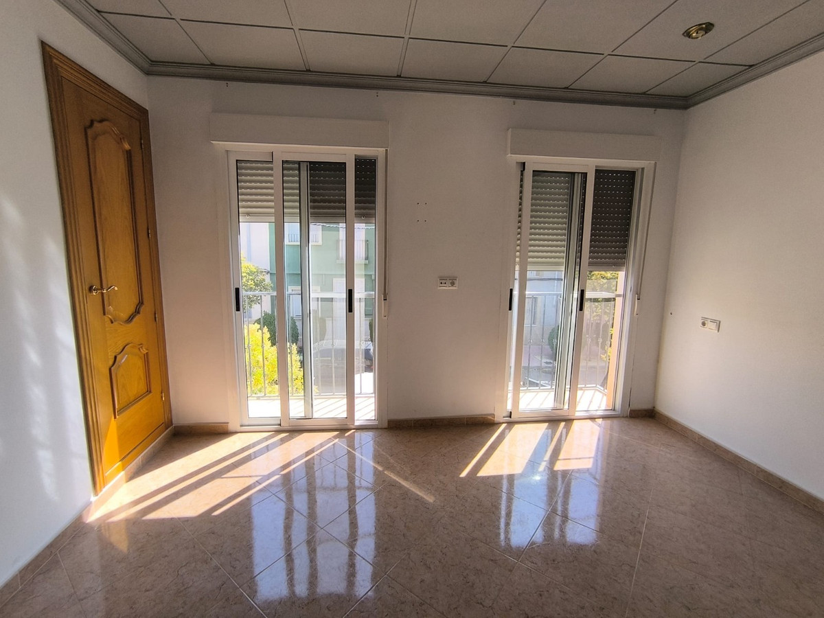 4 Bed Townhouse for sale in Algueña Costa Blanca, Alicante, Spain