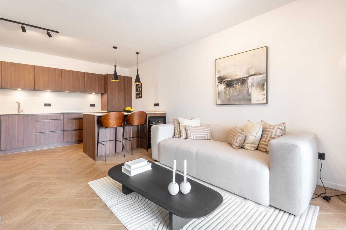 3 Bed Apartment for sale in Nueva Andalucía Costa Del Sol, Málaga, Spain