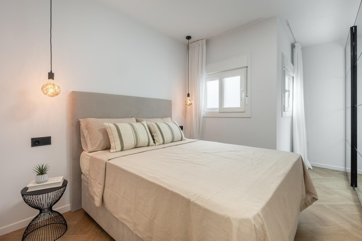 3 Bed Apartment for sale in Nueva Andalucía Costa Del Sol, Málaga, Spain