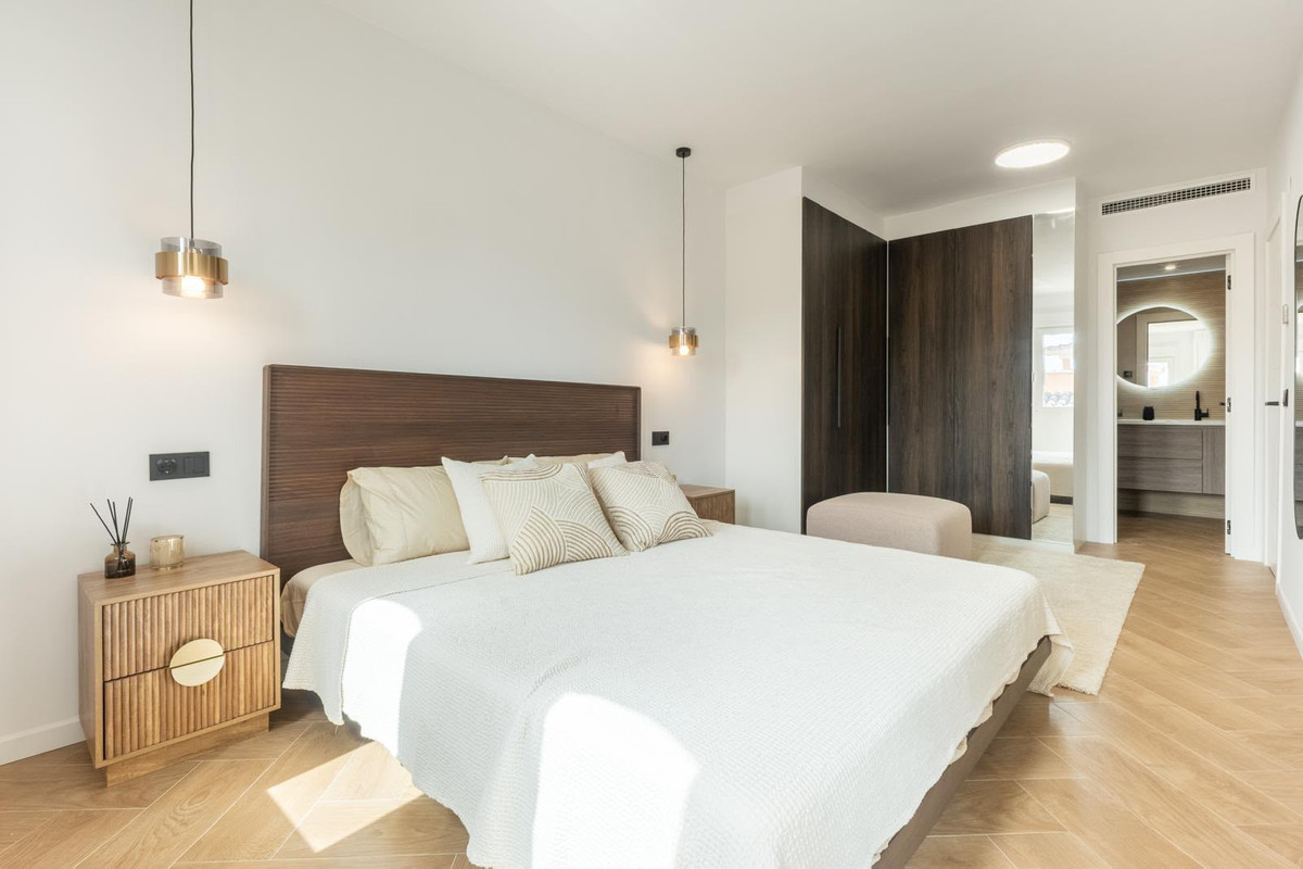 3 Bed Apartment for sale in Nueva Andalucía Costa Del Sol, Málaga, Spain