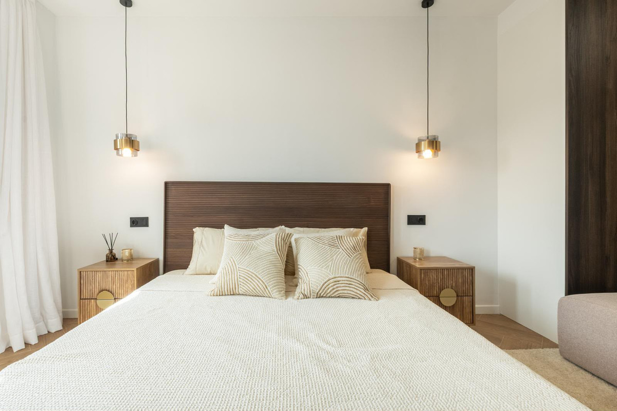 3 Bed Apartment for sale in Nueva Andalucía Costa Del Sol, Málaga, Spain