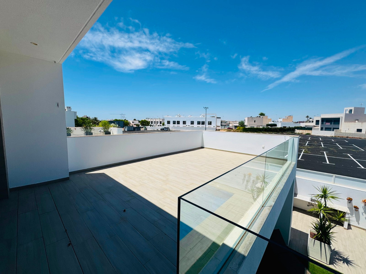 Se vende Villa - Chalet de 3 dormitorios en Costa Calida, Murcia, España
