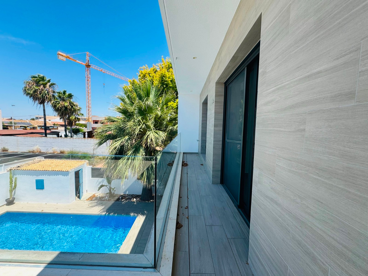 Se vende Villa - Chalet de 3 dormitorios en Costa Calida, Murcia, España