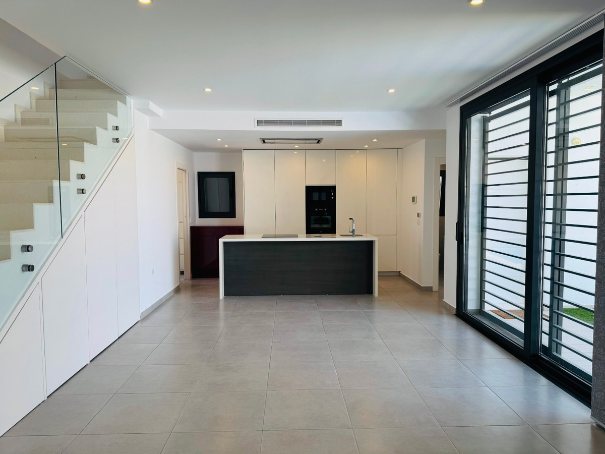 Se vende Villa - Chalet de 3 dormitorios en Costa Calida, Murcia, España