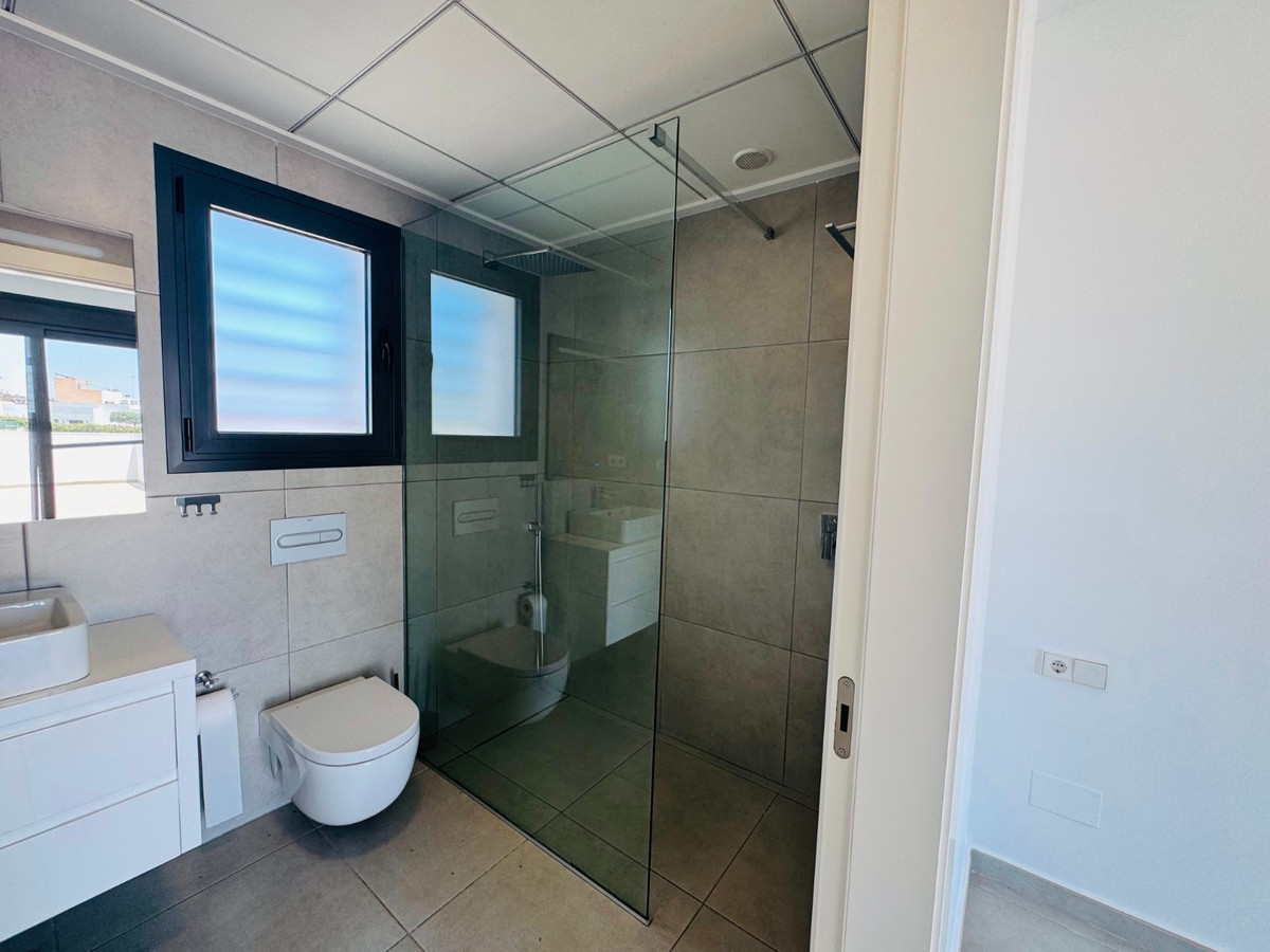 Se vende Villa - Chalet de 3 dormitorios en Costa Calida, Murcia, España