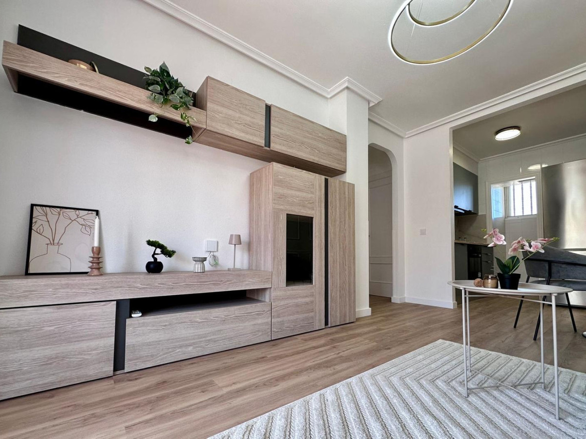 2 Bed Apartment for sale in Torrevieja Costa Blanca, Alicante, Spain