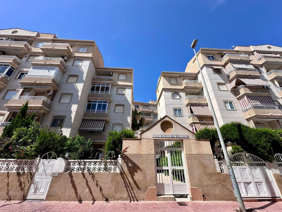 2 Bed Apartment for sale in Torrevieja Costa Blanca, Alicante, Spain