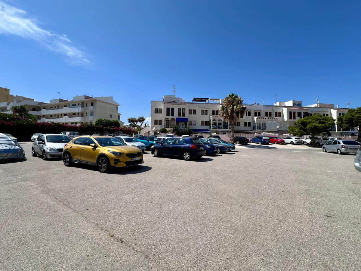 2 Bed Apartment for sale in Torrevieja Costa Blanca, Alicante, Spain