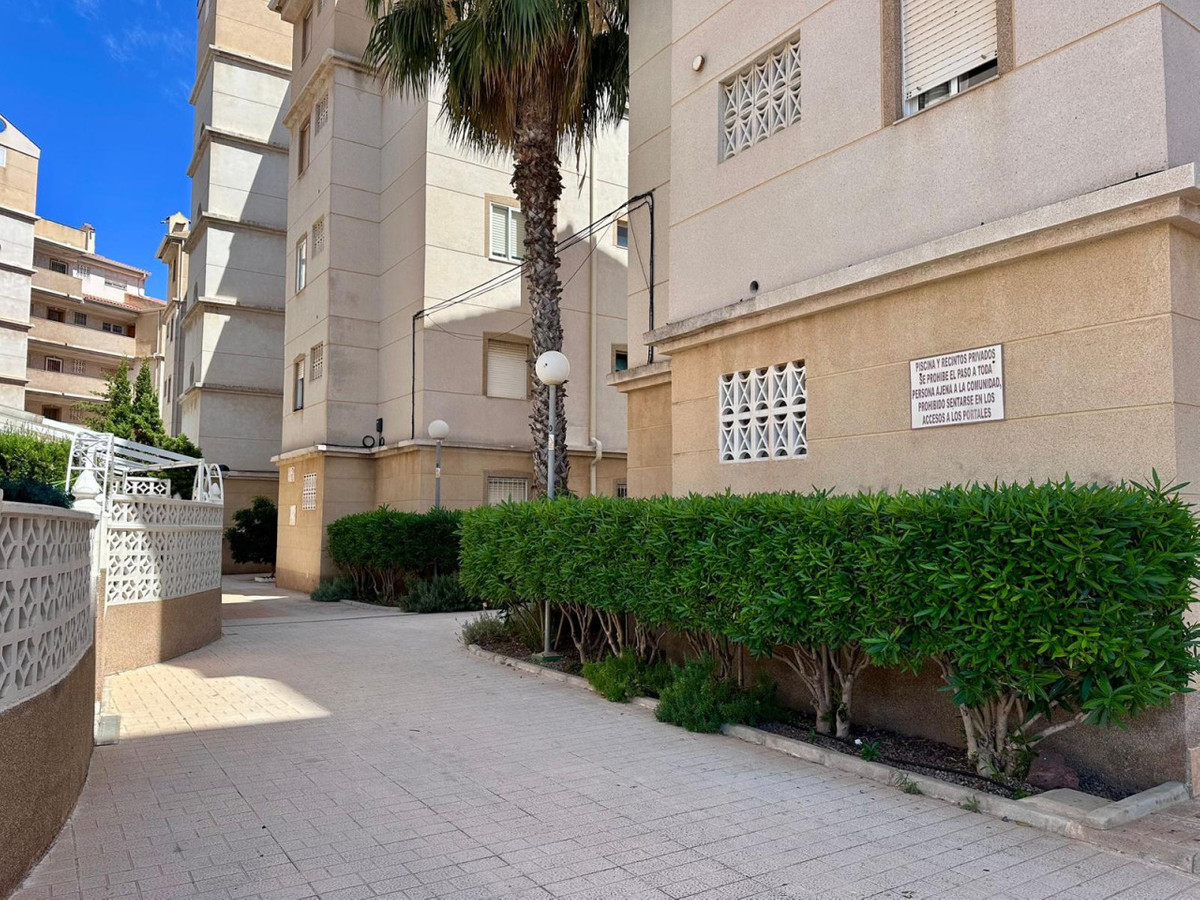2 Bed Apartment for sale in Torrevieja Costa Blanca, Alicante, Spain