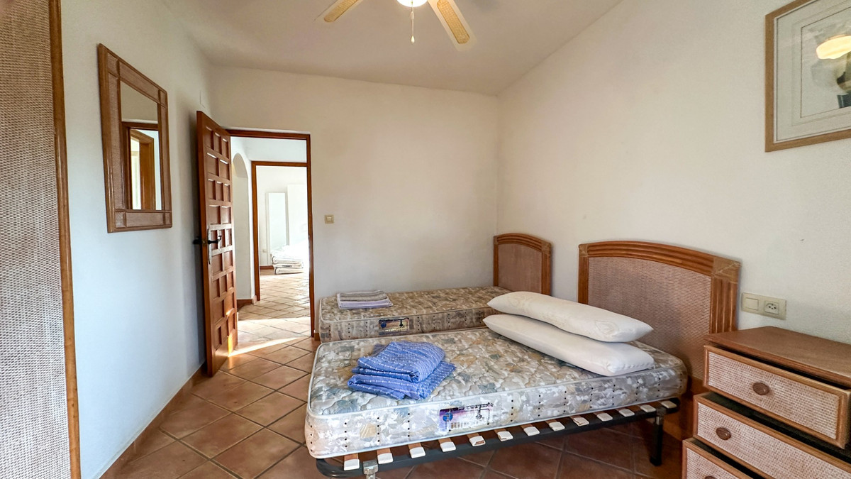 4 Bed Townhouse for sale in Cabo Roig Costa Blanca, Alicante, Spain