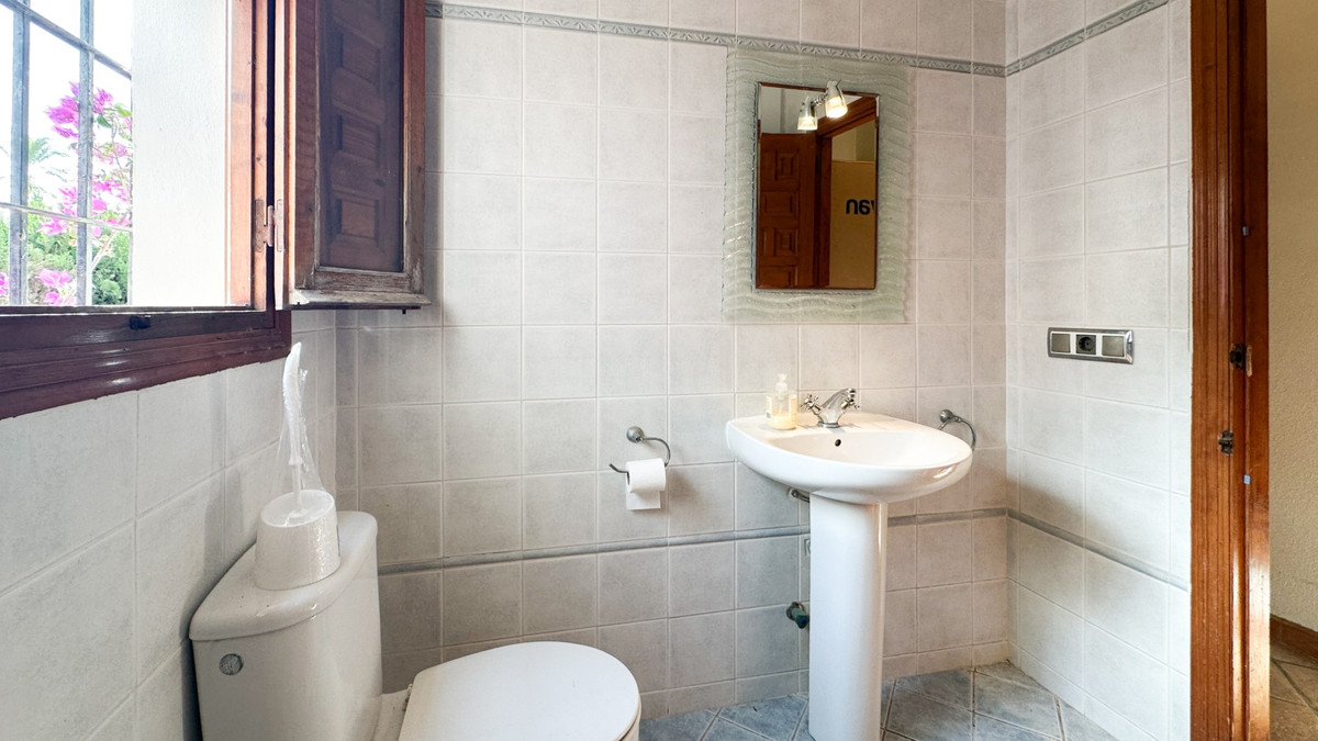 4 Bed Townhouse for sale in Cabo Roig Costa Blanca, Alicante, Spain