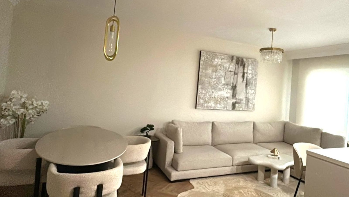 Se vende Apartamento Planta Media de 2 dormitorios en Costa Del Sol, Málaga, España