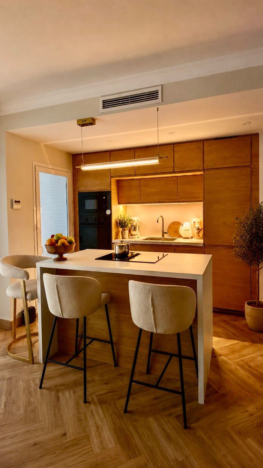 Se vende Apartamento Planta Media de 2 dormitorios en Costa Del Sol, Málaga, España
