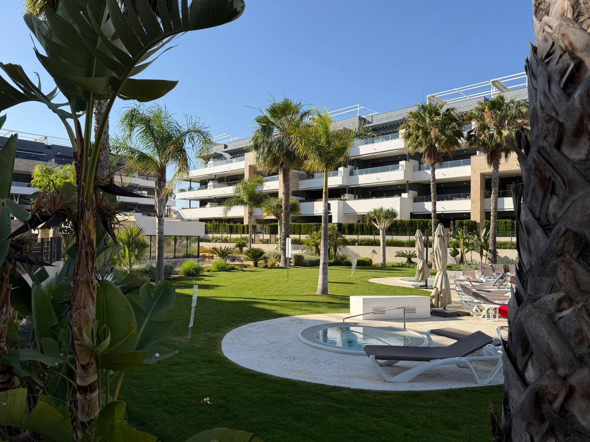 2 Bed Apartment for sale in Playa Flamenca Costa Blanca, Alicante, Spain