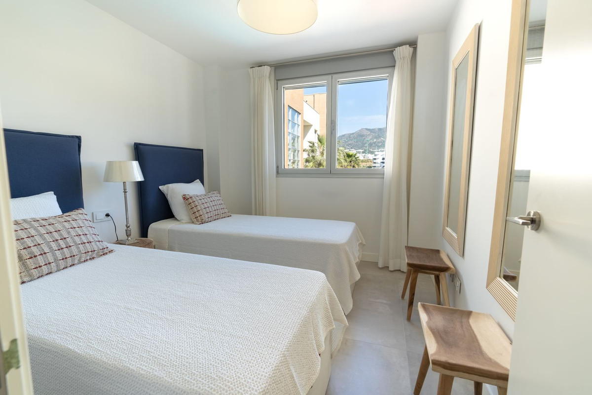 2 Bed Apartment for sale in Fuengirola Costa Del Sol, Málaga, Spain