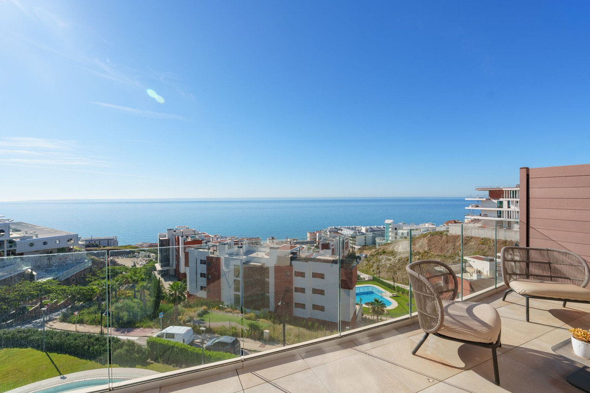 2 Bed Apartment for sale in Fuengirola Costa Del Sol, Málaga, Spain