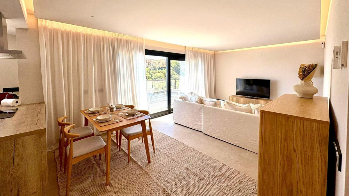 3 Bed Apartment for sale in Nueva Andalucía Costa Del Sol, Málaga, Spain