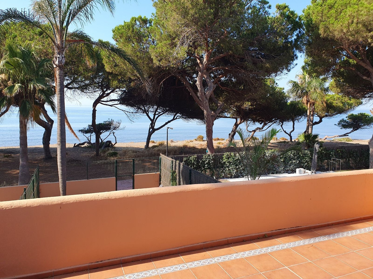 2 Bed Townhouse for sale in El Presidente Costa Del Sol, Málaga, Spain