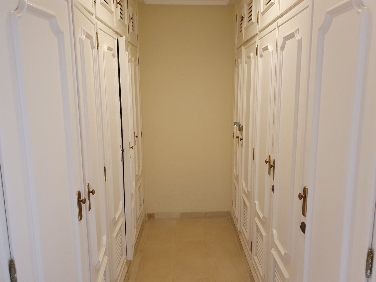 2 Bed Townhouse for sale in El Presidente Costa Del Sol, Málaga, Spain