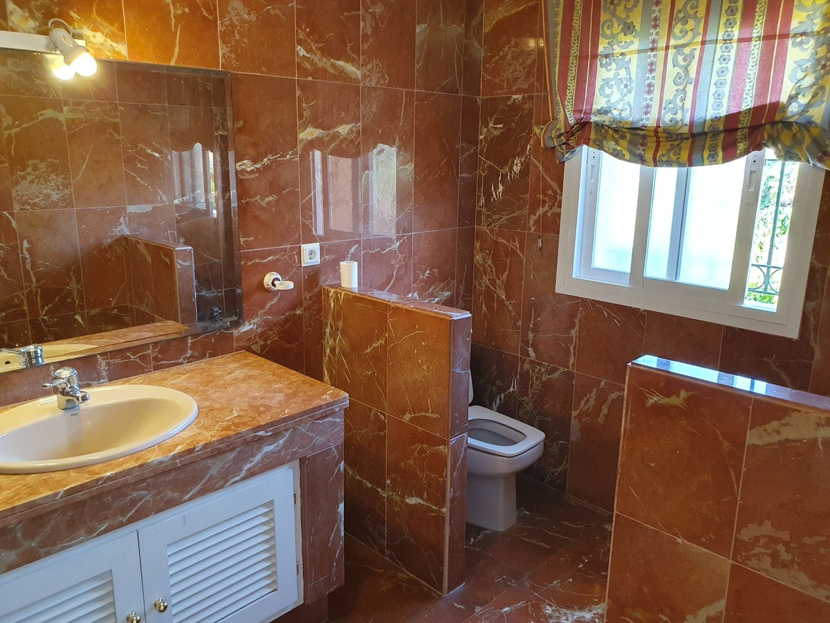 2 Bed Townhouse for sale in El Presidente Costa Del Sol, Málaga, Spain