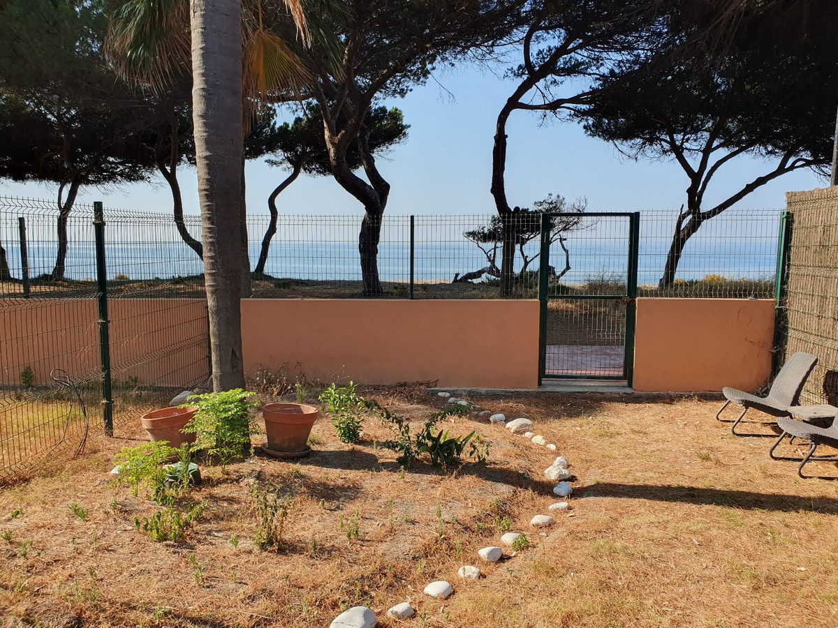 2 Bed Townhouse for sale in El Presidente Costa Del Sol, Málaga, Spain