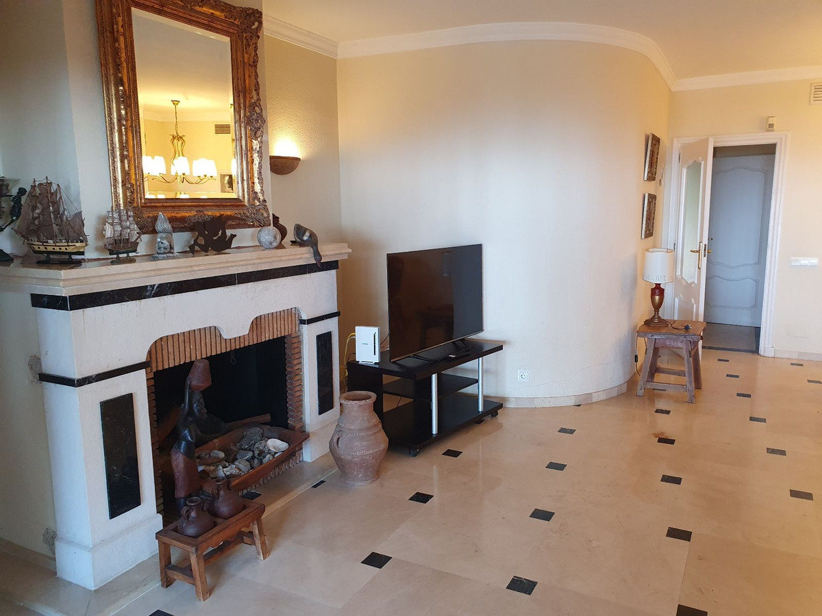 2 Bed Townhouse for sale in El Presidente Costa Del Sol, Málaga, Spain
