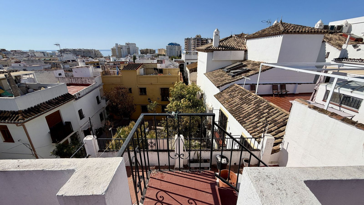 7 Bed Townhouse for sale in Marbella Costa Del Sol, Málaga, Spain