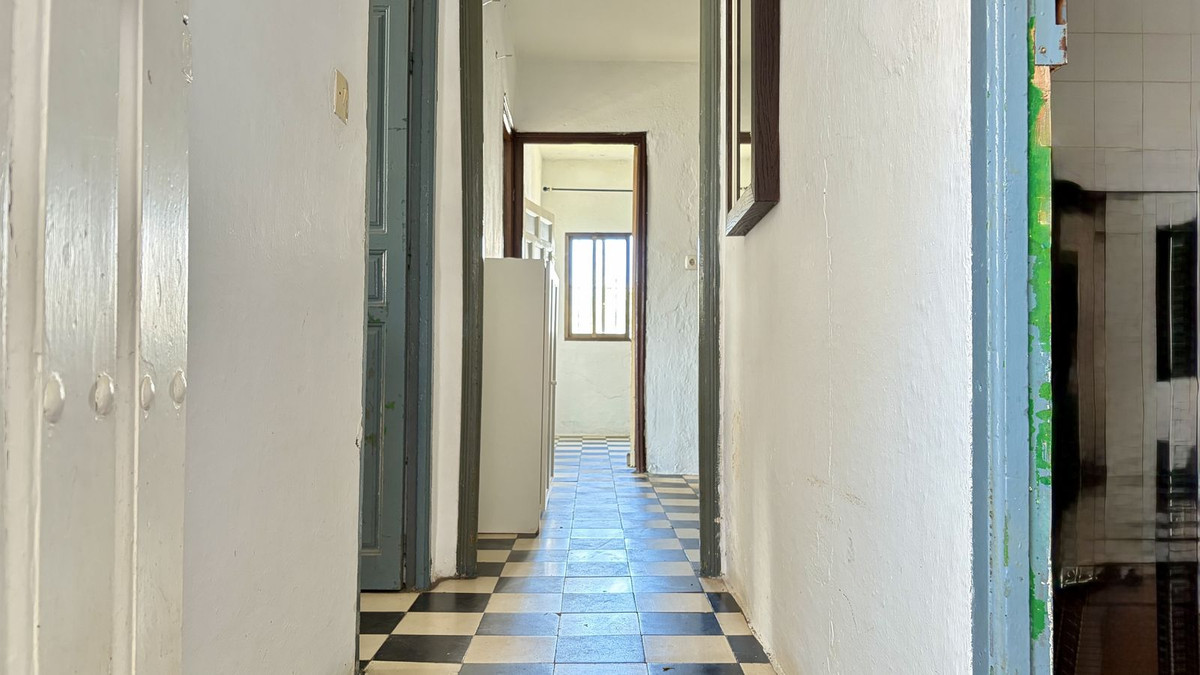 7 Bed Townhouse for sale in Marbella Costa Del Sol, Málaga, Spain