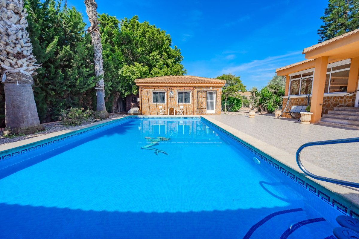 5 Bed Townhouse for sale in Rojales Costa Blanca, Alicante, Spain
