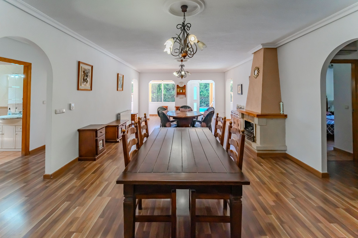 5 Bed Townhouse for sale in Rojales Costa Blanca, Alicante, Spain