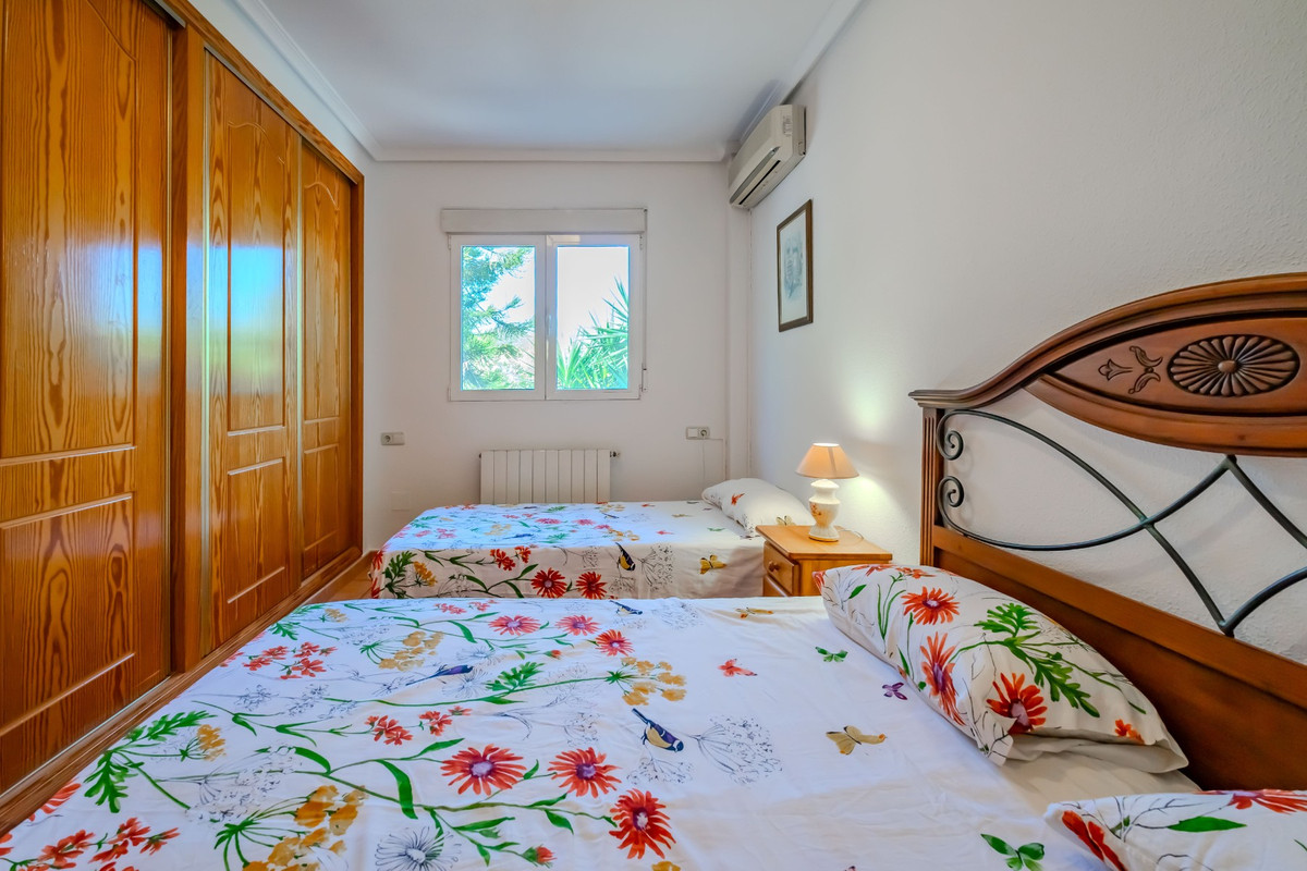 5 Bed Townhouse for sale in Rojales Costa Blanca, Alicante, Spain