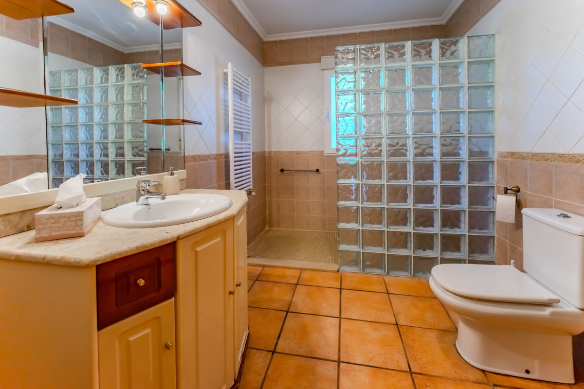5 Bed Townhouse for sale in Rojales Costa Blanca, Alicante, Spain