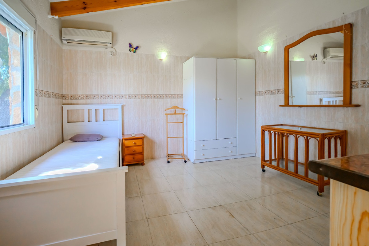 5 Bed Townhouse for sale in Rojales Costa Blanca, Alicante, Spain