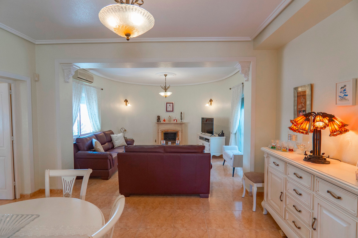 4 Bed Townhouse for sale in Ciudad Quesada Costa Blanca, Alicante, Spain