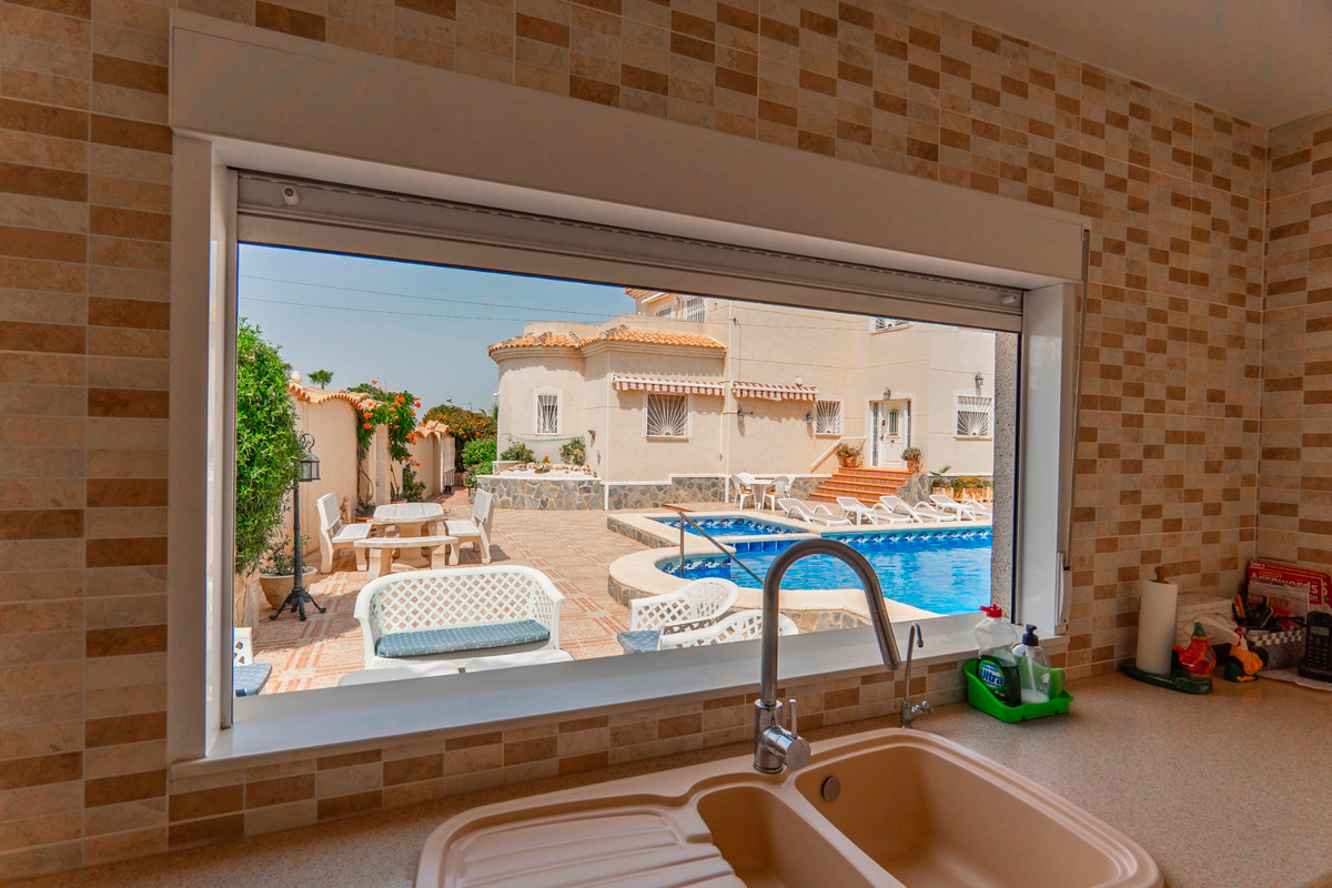 4 Bed Townhouse for sale in Ciudad Quesada Costa Blanca, Alicante, Spain