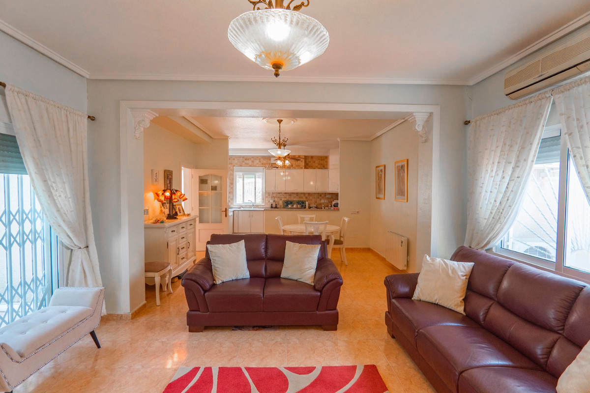 4 Bed Townhouse for sale in Ciudad Quesada Costa Blanca, Alicante, Spain