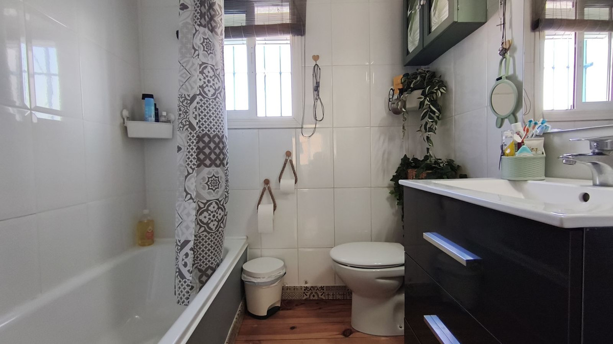 2 Bed Townhouse for sale in Alhaurín El Grande Costa Del Sol, Málaga, Spain