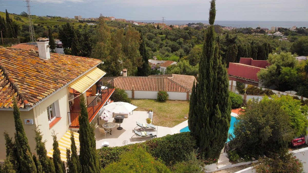 6 Bed Townhouse for sale in Mijas Costa Del Sol, Málaga, Spain